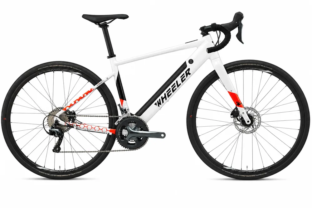 WHEELER i-RISER e-Bike for rent in Virpazar